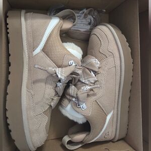 BRAND NEW!! UGG Classic Tan Suede Sneakers